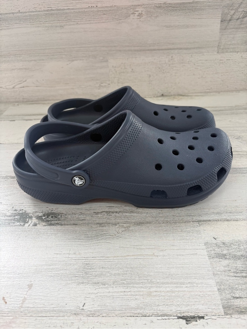 CROCS Classic Clog Unisex Men’s Size 10 Women’s Size 12 Slip On With Back Strap